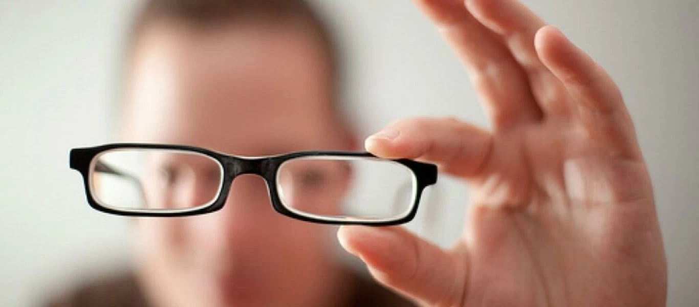 Οι μύωπες είναι εξυπνότεροι από τους υπόλοιπους ανθρώπους υποστηρίζει έρευνα